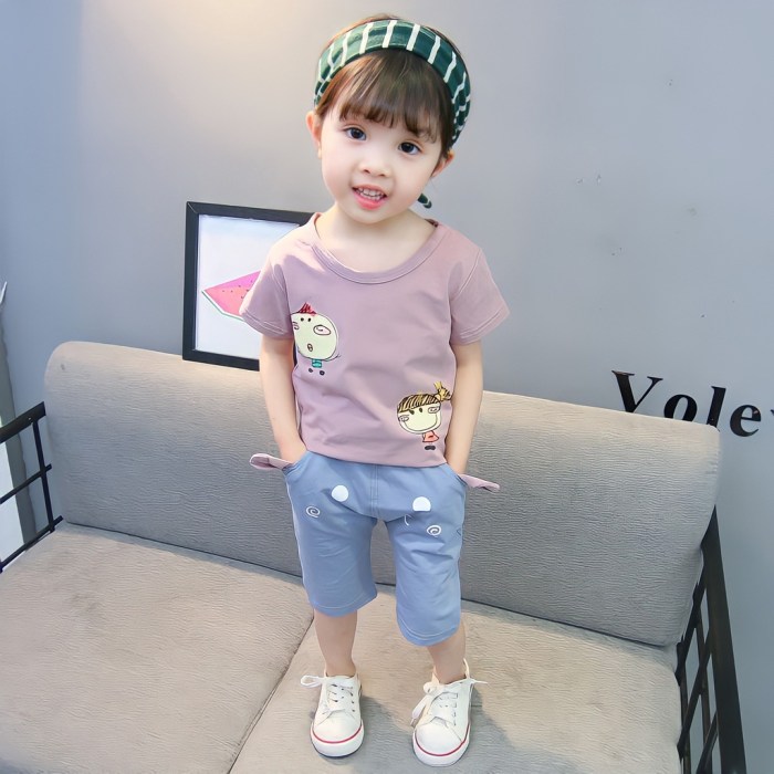 Setelan anak perempuan 2 tahun