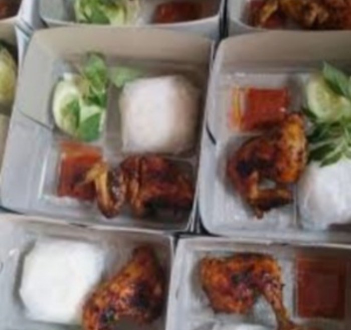 10 Makanan Penurun Berat Badan - Anisa AE
