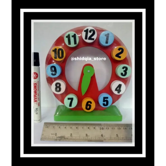 Jam mainan anak