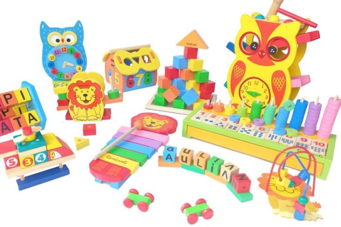 Mainan anak laki laki umur 4 tahun