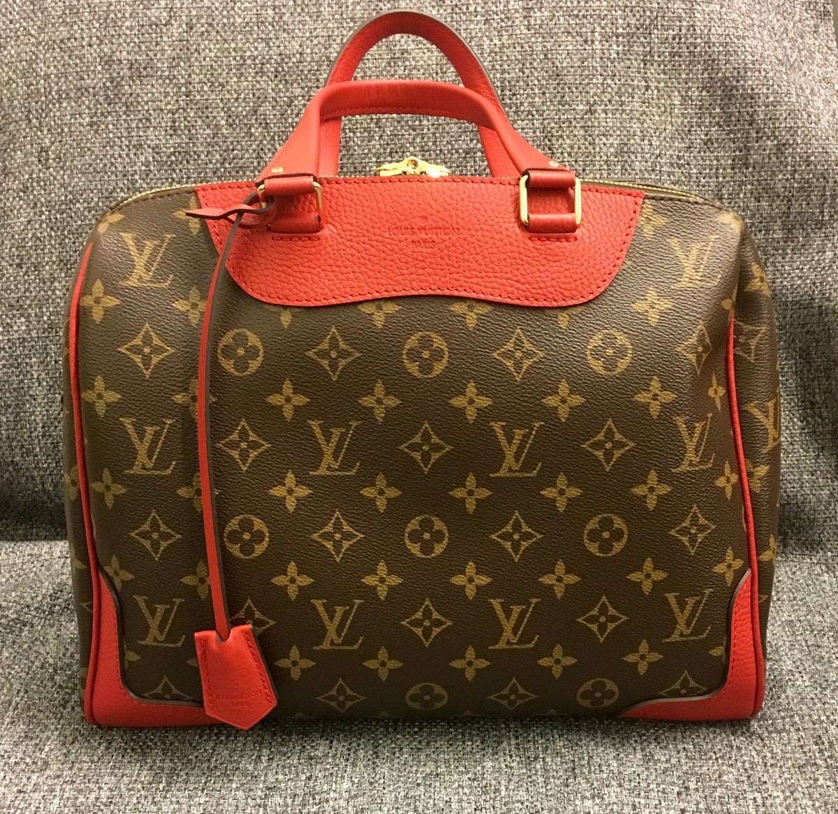 Gambar : kulit, pola, merah, tas tangan, merek, bagasi, vuitton ...