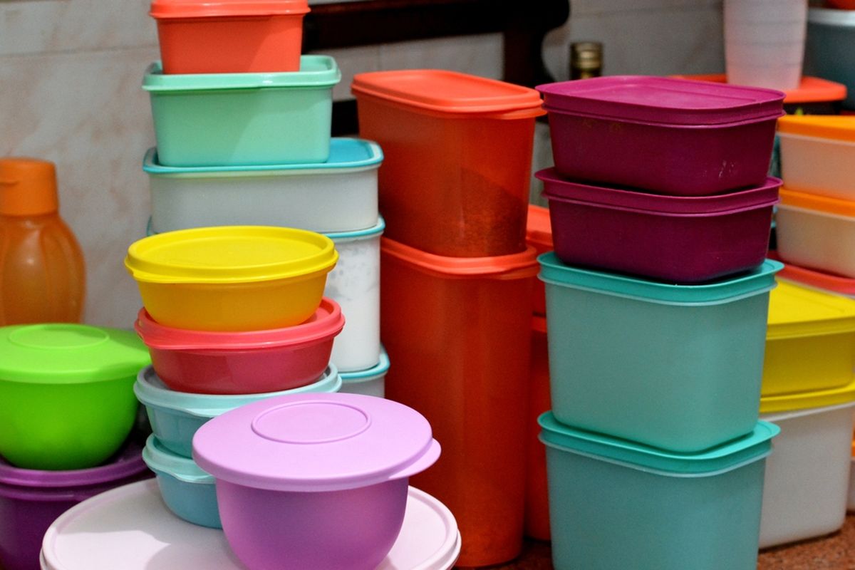 Tupperware tempat makan anak