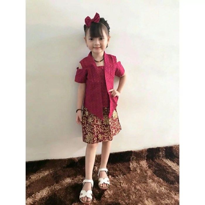 Contoh baju kebaya anak