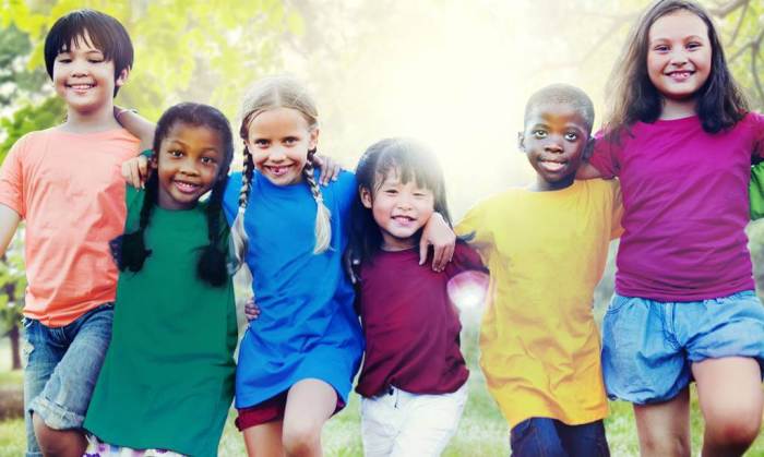 Anak berhasil mengerjakan pr meskipun butuh bantuan