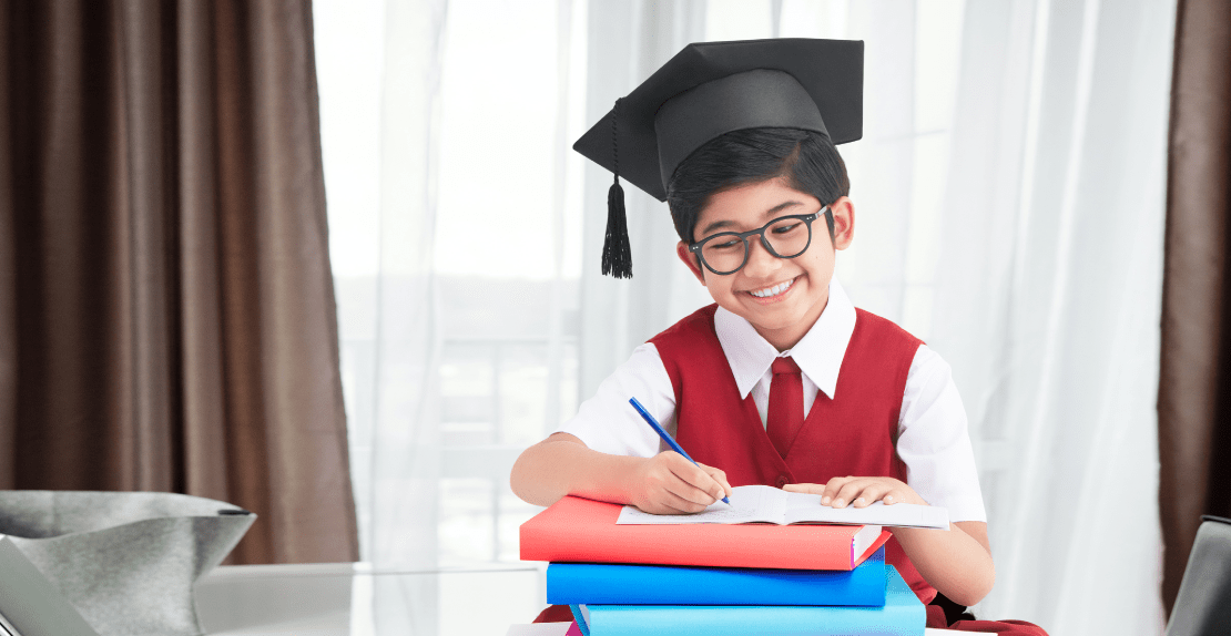 Cara mengajari anak menulis usia 4 tahun